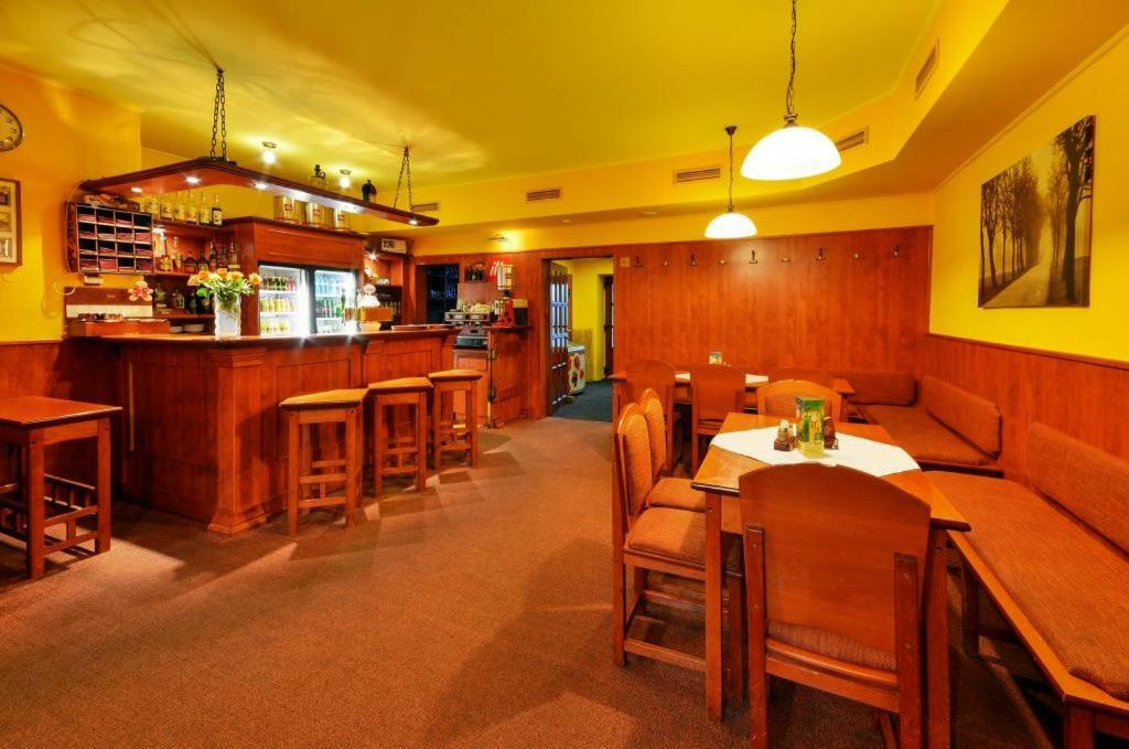 Hotel Stara Posta Filipovice Luaran gambar